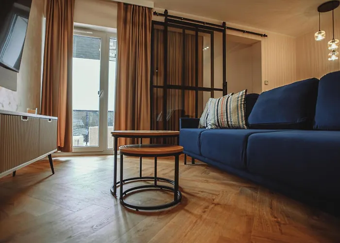 Modern Luxury & Parking Apartment *